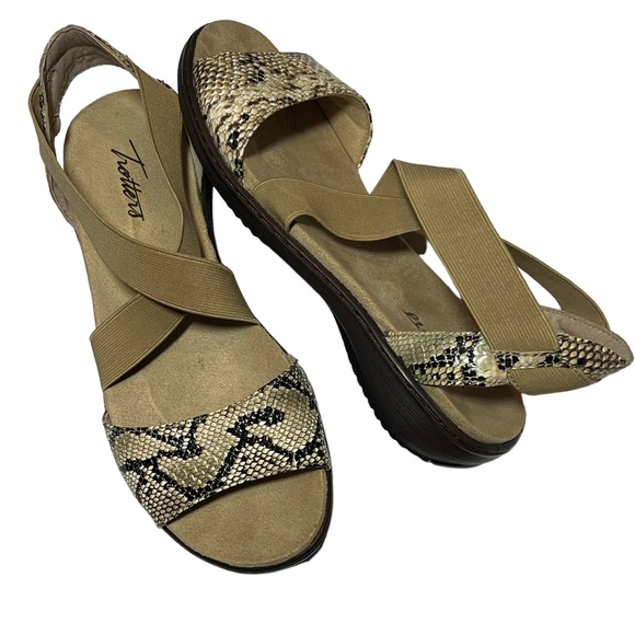 Pig's Trotter Toe Shoes